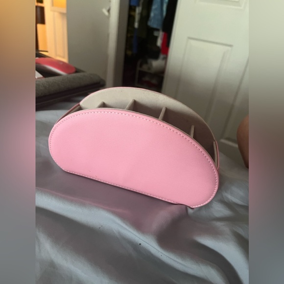 Pink Leather 5 Slot Remote Control Holder Organizer - Picture 2 of 4